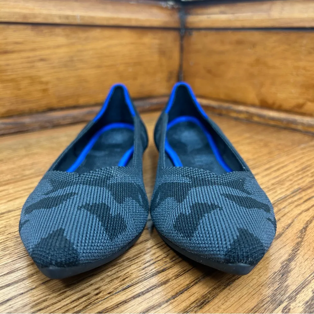 ROTHY’S The Point Gray Camo Camouflage Pointed Toe RETIRED Flats Size 7.5 - Image 2