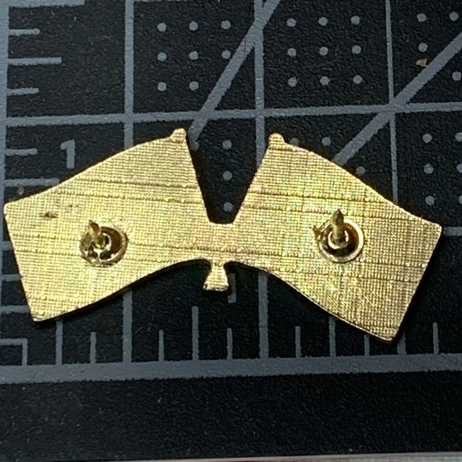 US American Flag Double Crossed‎ Lapel Pin Patriotic Enamel Metal Brooch Red - Image 2