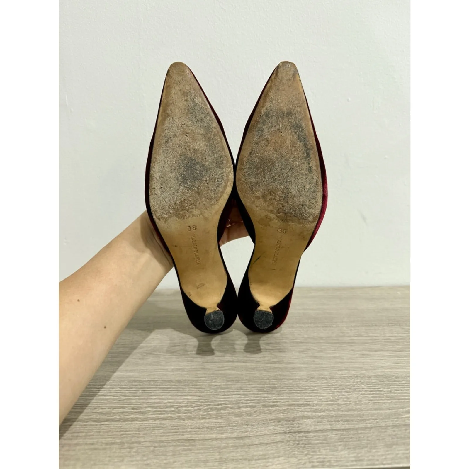 Manolo Blahnik Velvet Pointy Toe Crystal Kitten Heel Mules Red Women 38 / US 8 - Image 8