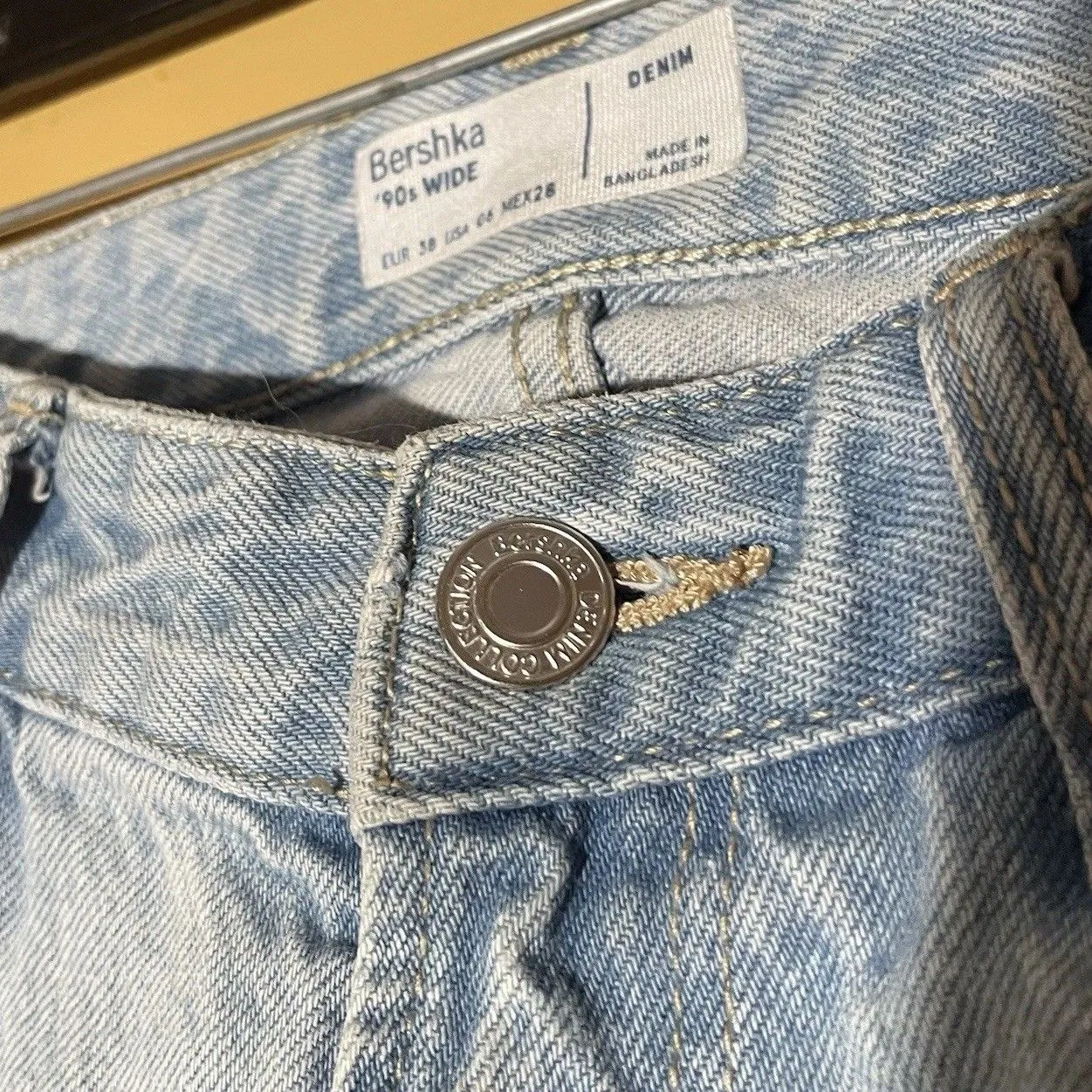 Bershka Jeans Womens 6 90s Wide Leg Distressed Light Wash Y2K Denim Grunge High - Image 5