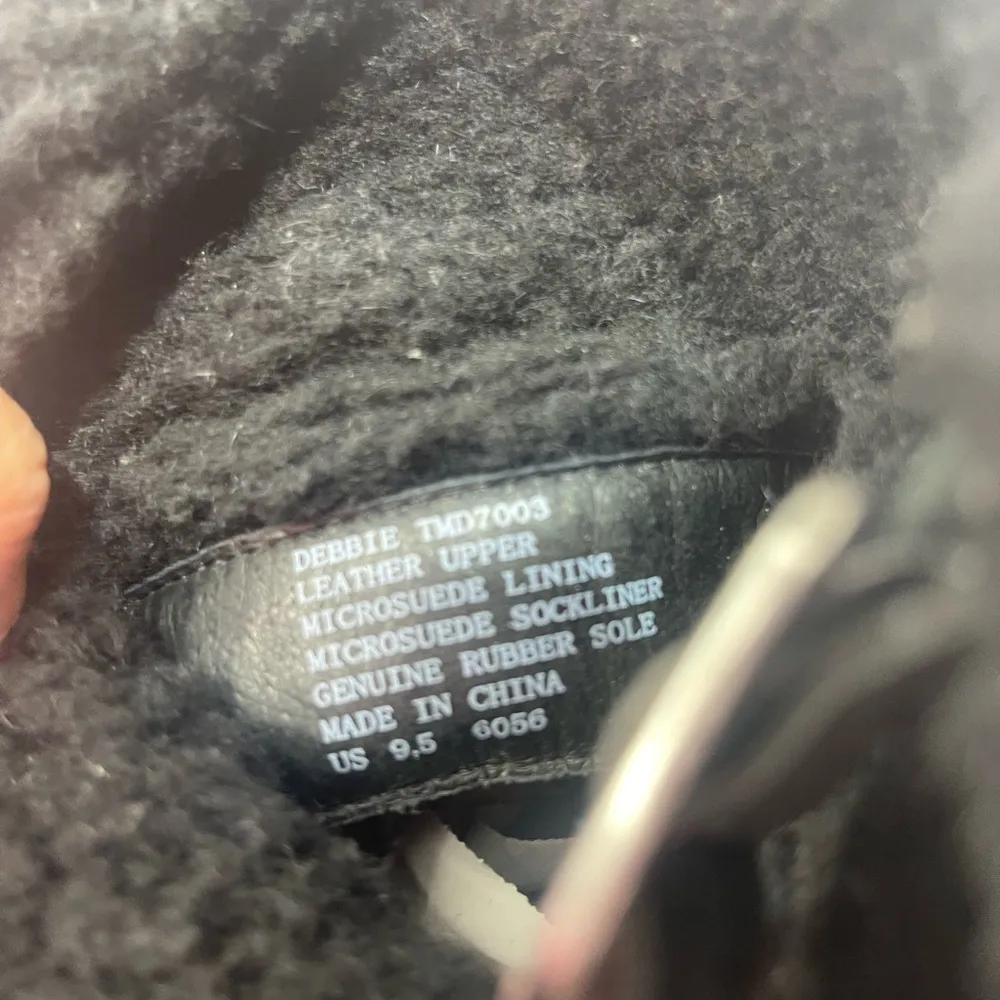 Tara M Women's 9.5 Debbie Buckles Biker Moto Winter Boots Black Upper Leather - Image 7