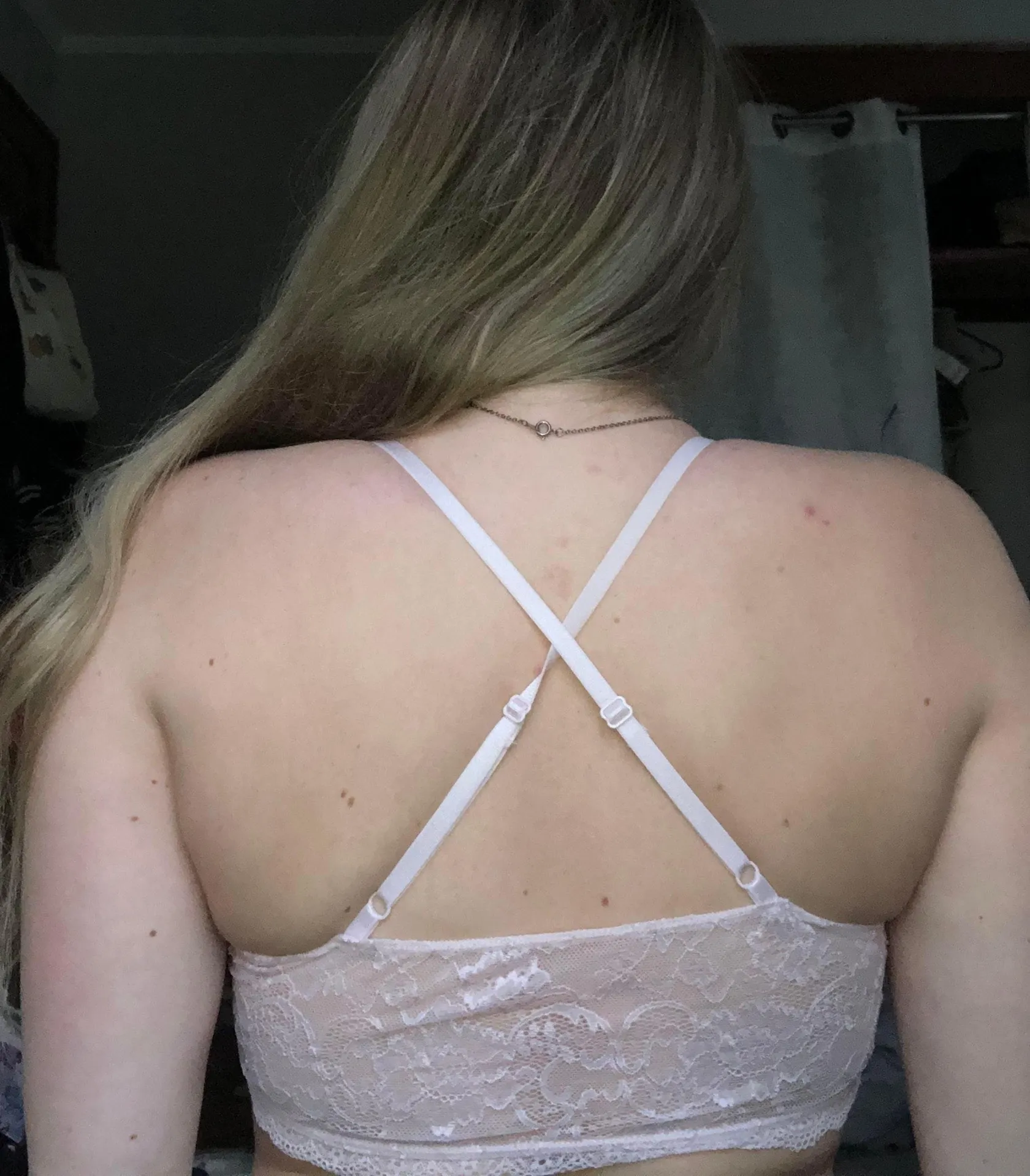 Baby pink lace bralette - Image 4