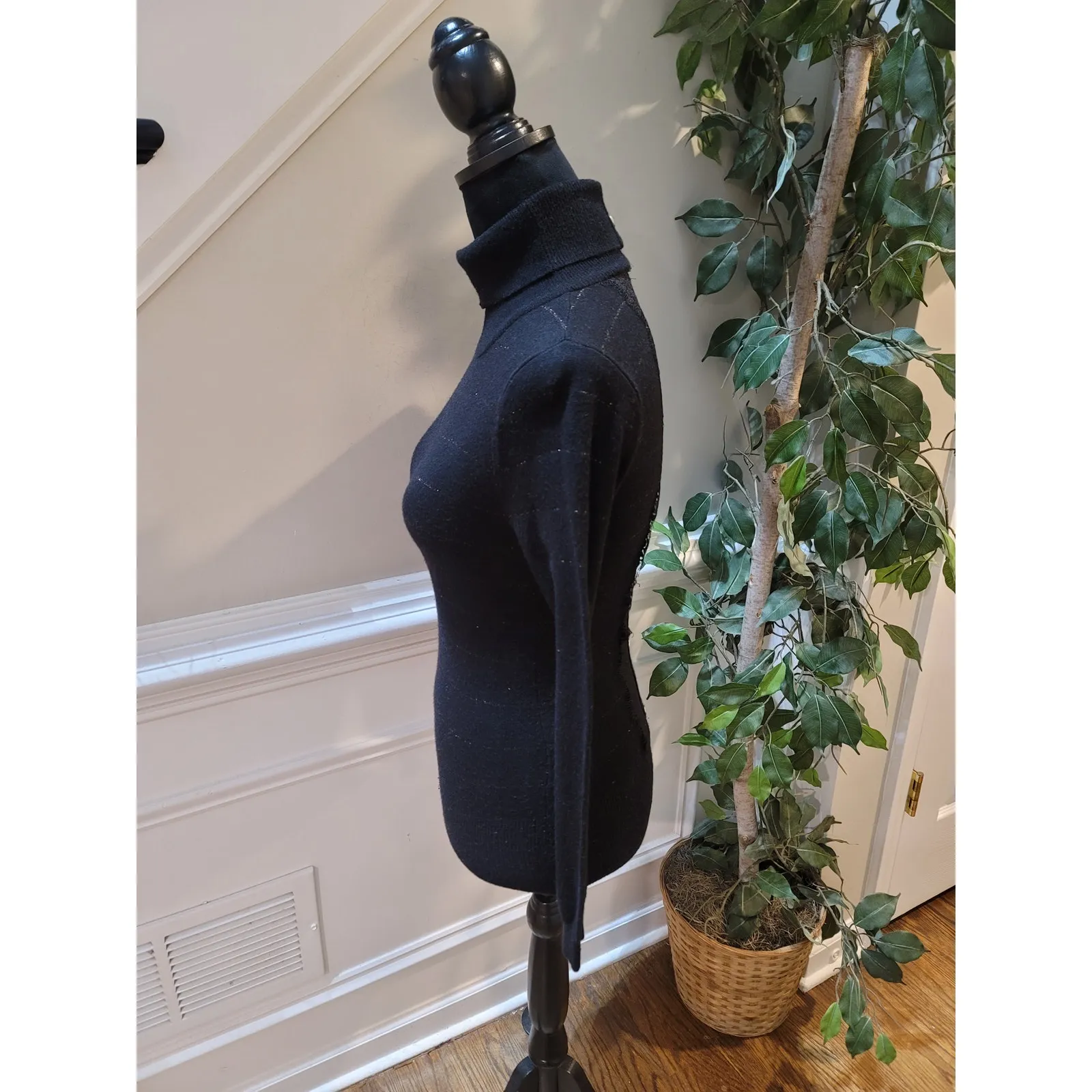 XOXO Turtleneck Sweater Women's Small Black Long Sleeve Knit Pullover Stretch - Image 6