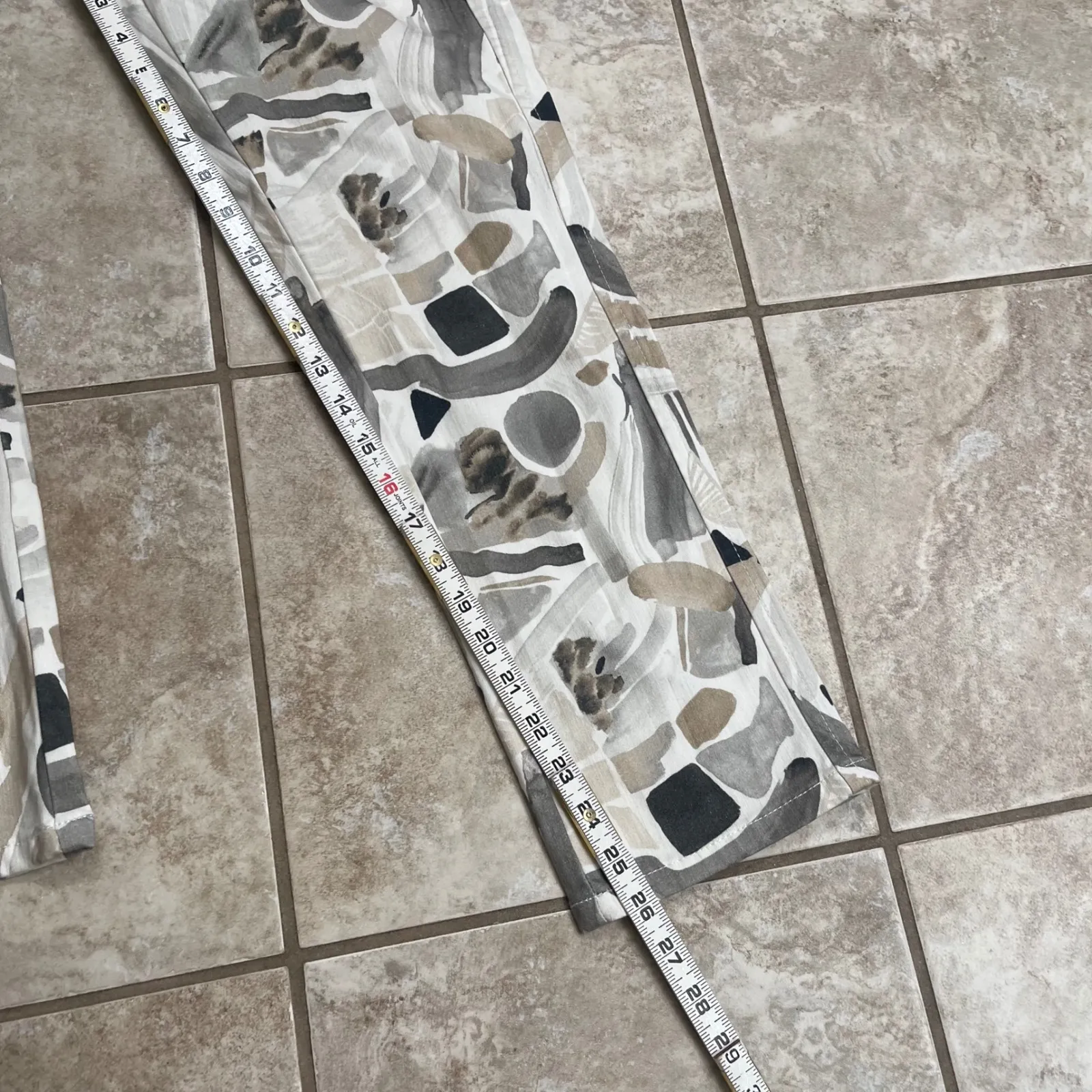 Joseph Ribkoff Vanilla/Multi Denim Pants Style 232913 Size 6 - Image 6