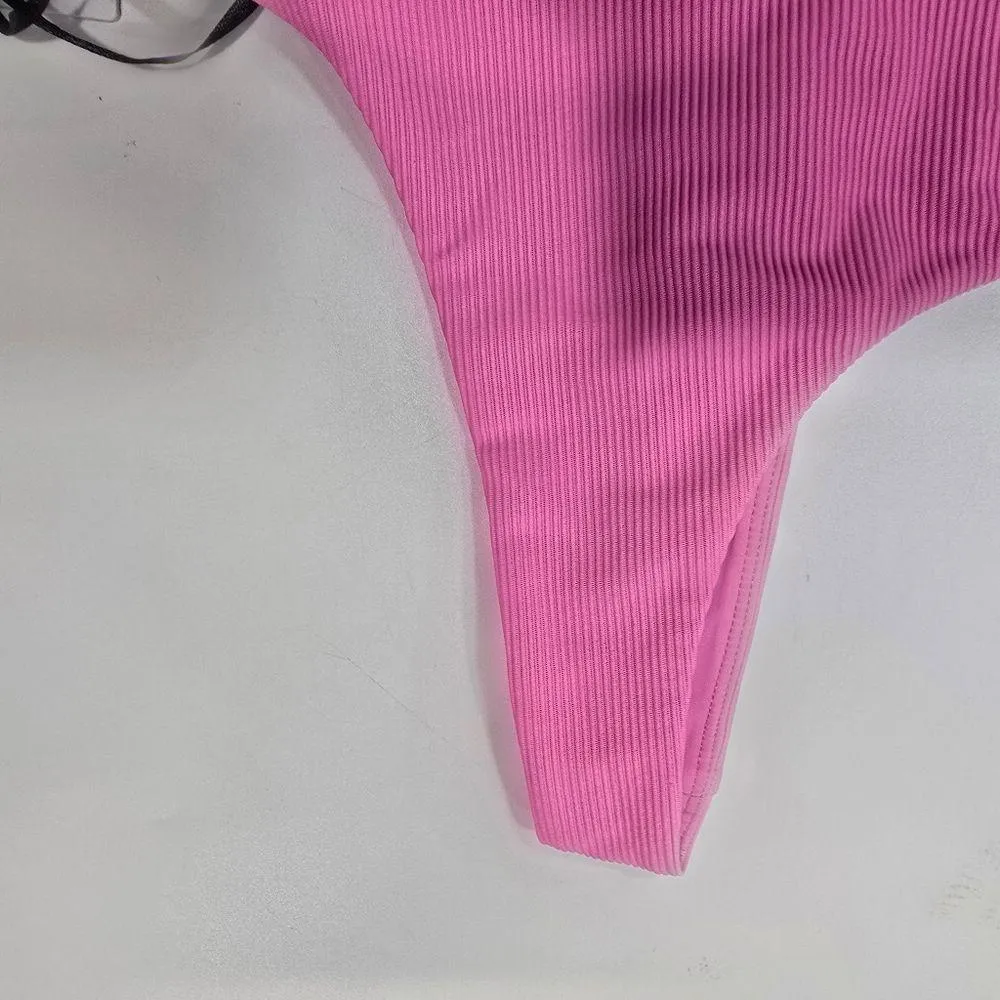 BEACH RIOT Ella Sports Bra in Prism Pink - Image 5