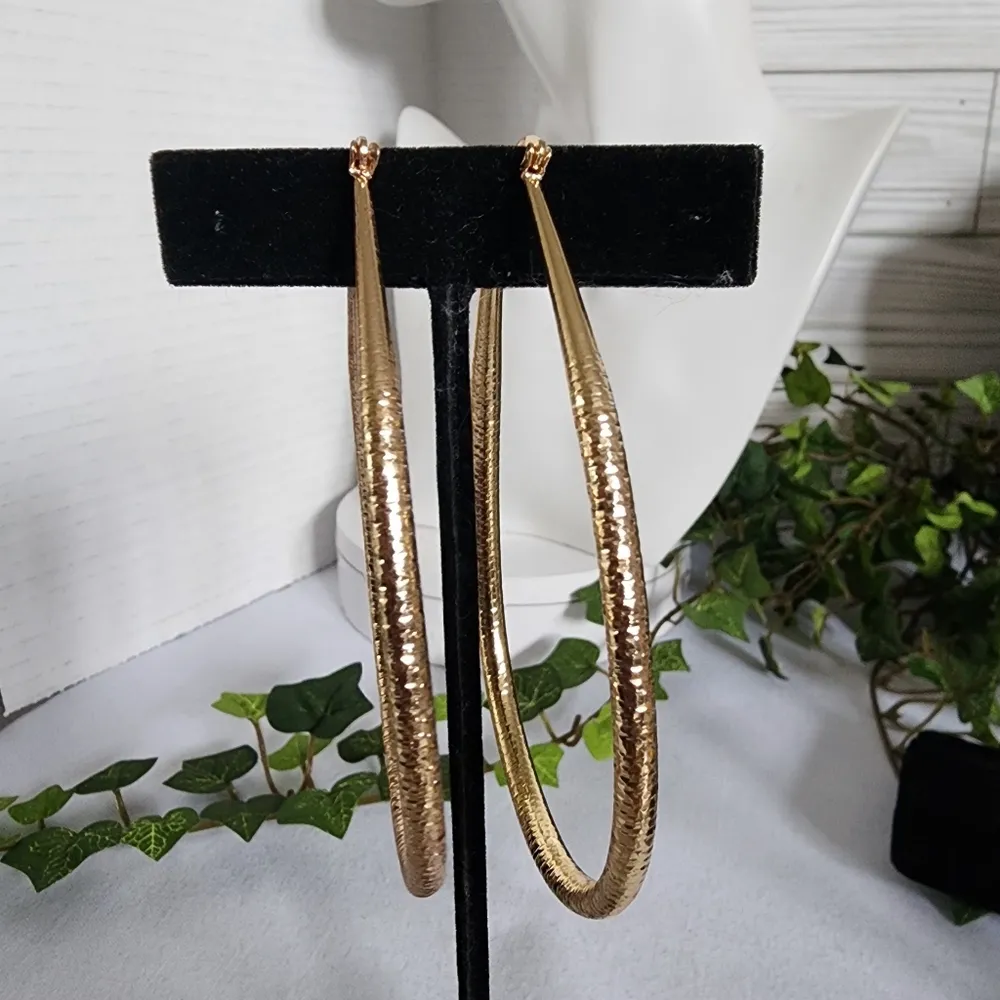 Large Gold Teardrop Hoop Earrings - Image 4