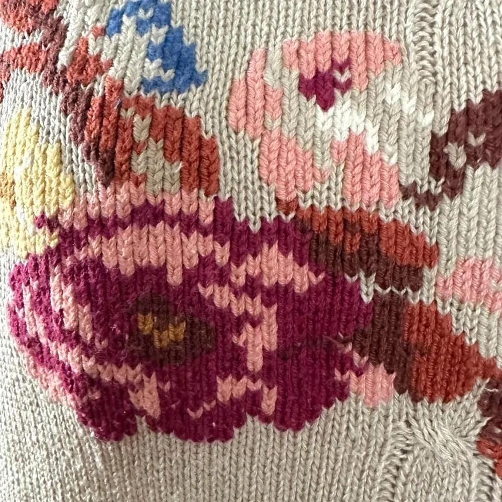 Vintage 90s Dainty Linen Floral Sweater Neutral Tan Size Medium Half Sleeves - Image 3