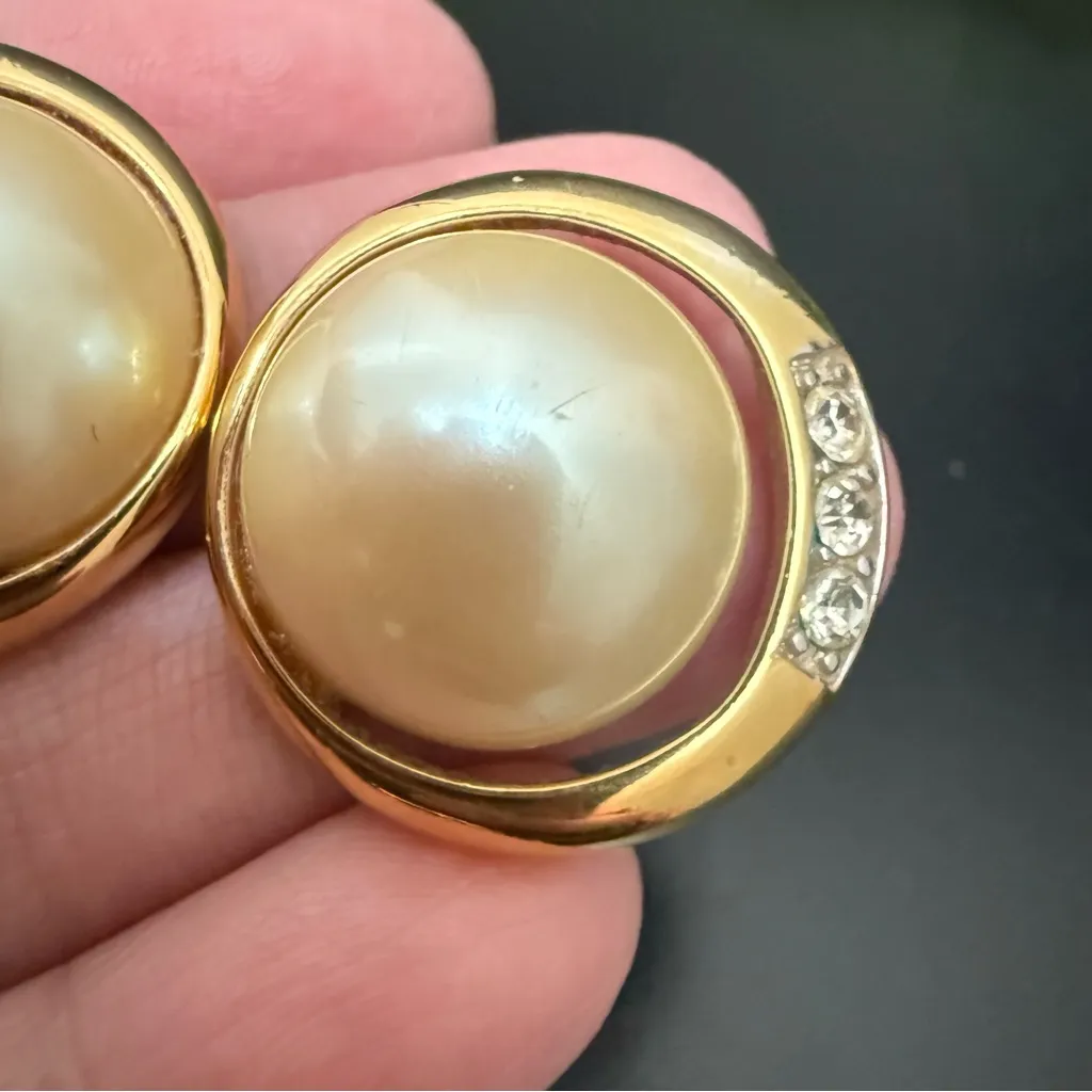 Vintage MONET Signed Gold-tone Faux Pearl Rhinestones Button Post Earrings 14.8g - Image 3