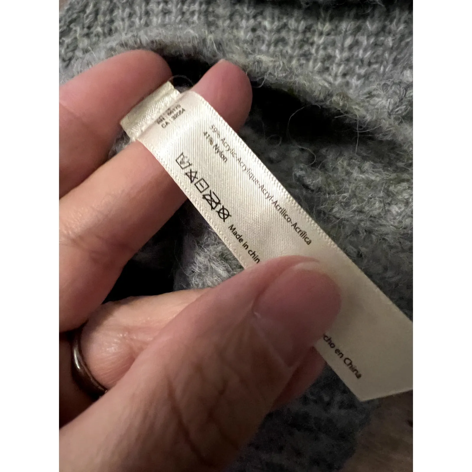 Free People off shoulder knit sweater sleeveless warm gray top size small - Image 4