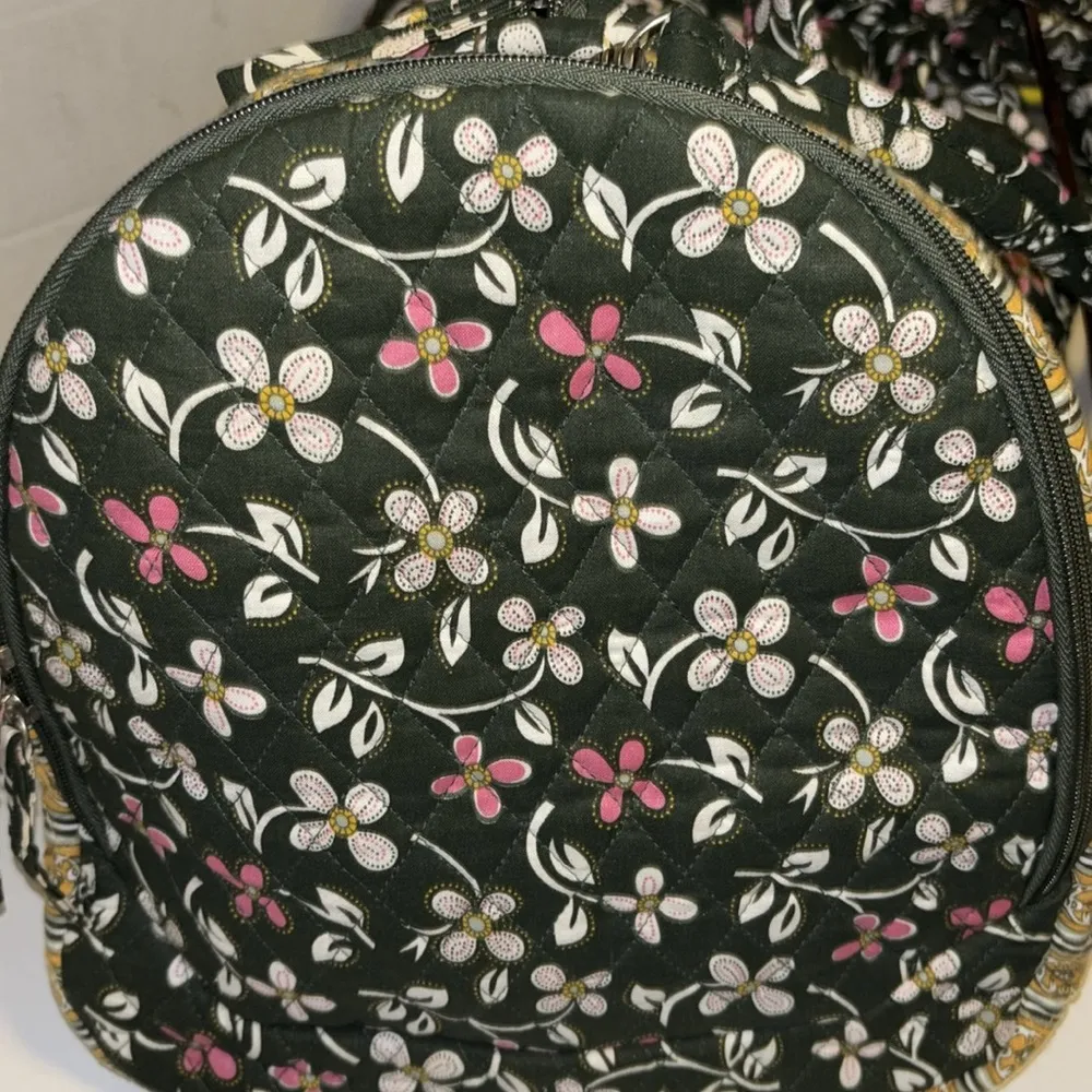 GREEN YELLOW FLORAL QUILTED DUFFLE BAG 2 HANDLES CROSSBODY STRAP LUGGAGE STRAP - Image 5
