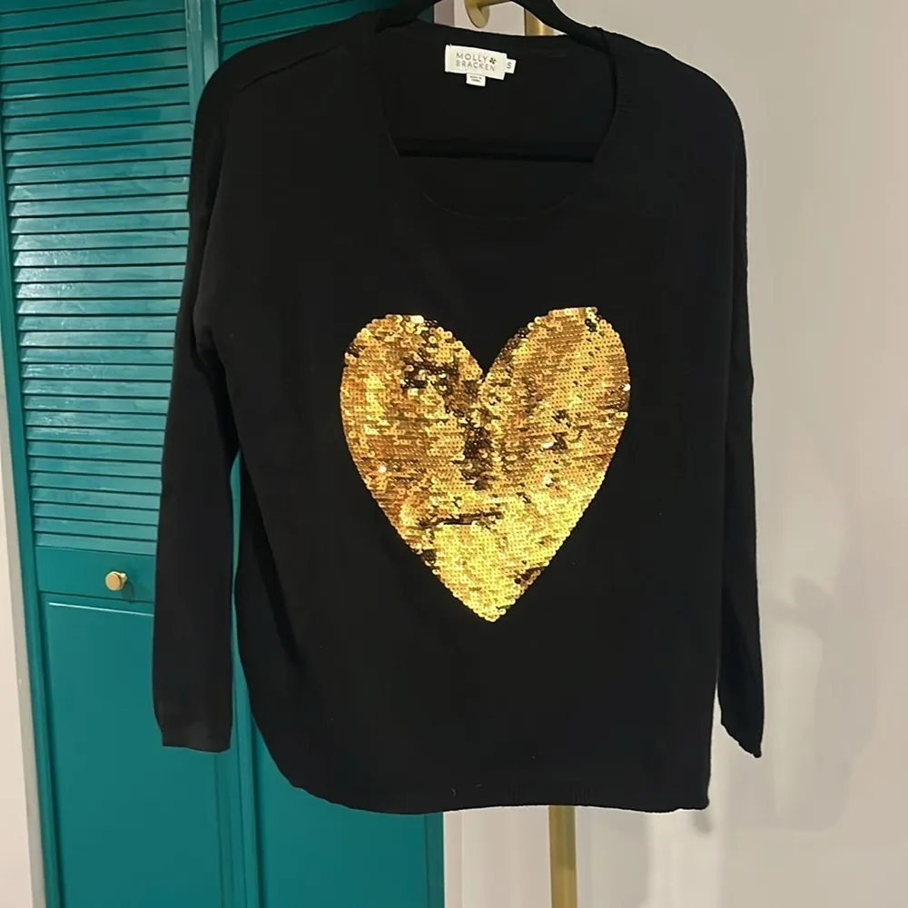 Molly Bracken NWOT Glitter Heart Sweater- small - Image 4