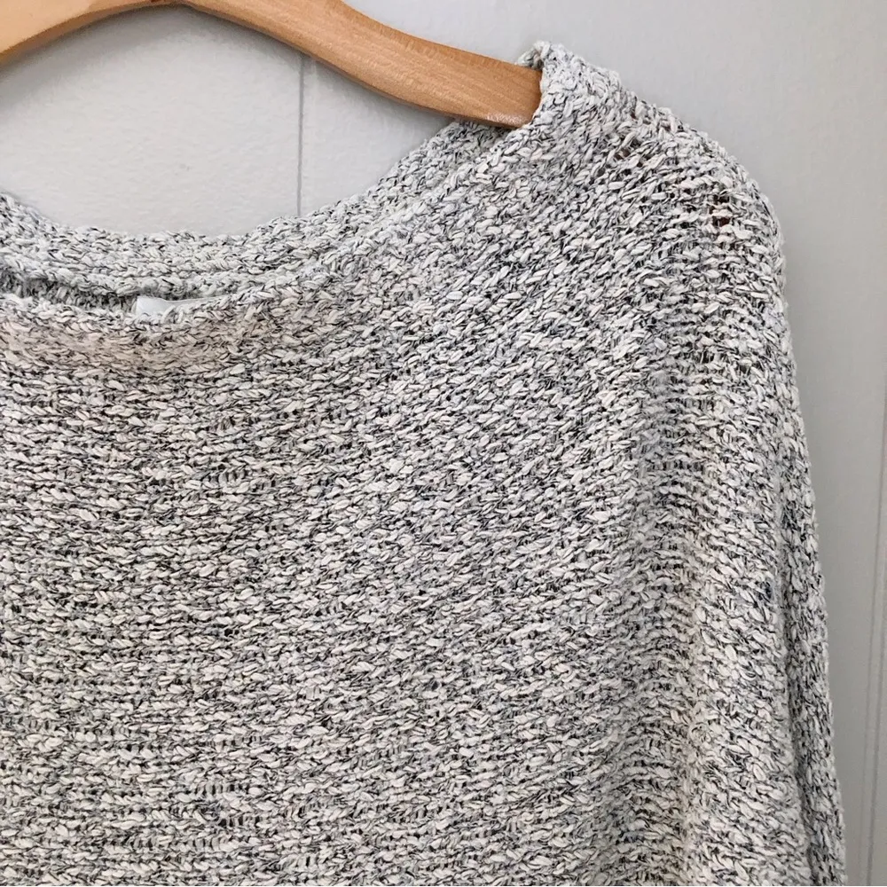 Bp Nordstrom Off Shoulder Boucle Sweater XS Women’s Grey 3/4 Sleeves Knit Top - Image 4