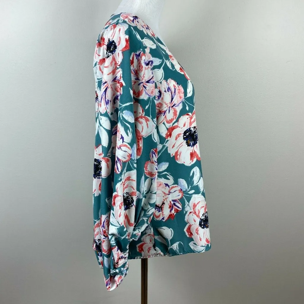 Vici Blouse Top S‎ Green Floral Balloon Sleeve V-Neck High Low Feminine - Image 4