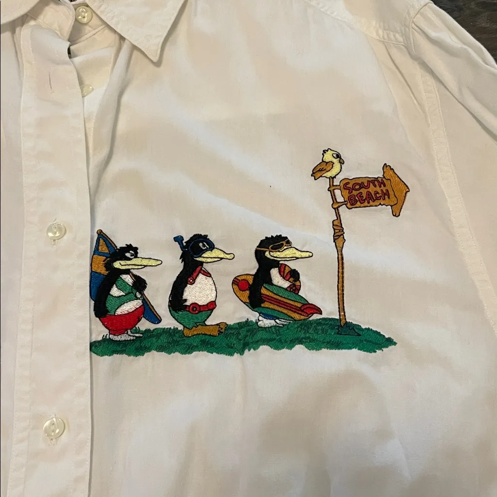 Vintage Campagnie Internationale Express Embroidered Penguin Button Down, Medium White - Image 5