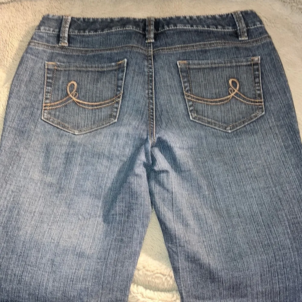 Loft Bootcut Jeans, size 4P - Image 3