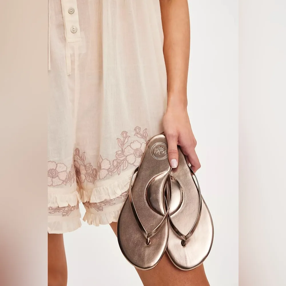 NWT Soléi Sea Indie Flip - Image 4