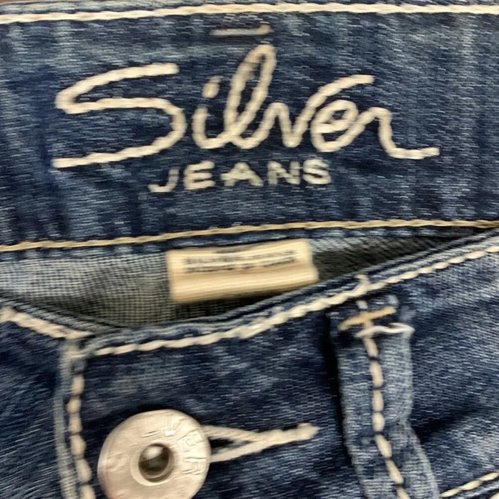 Silver Jeans Suki Capri Thick Stitched Jeans - Image 2