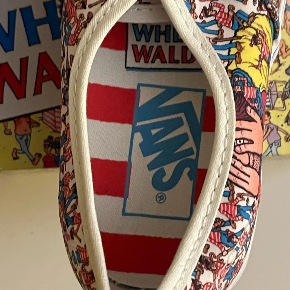 Vans  (Where’s waldo) - Image 8