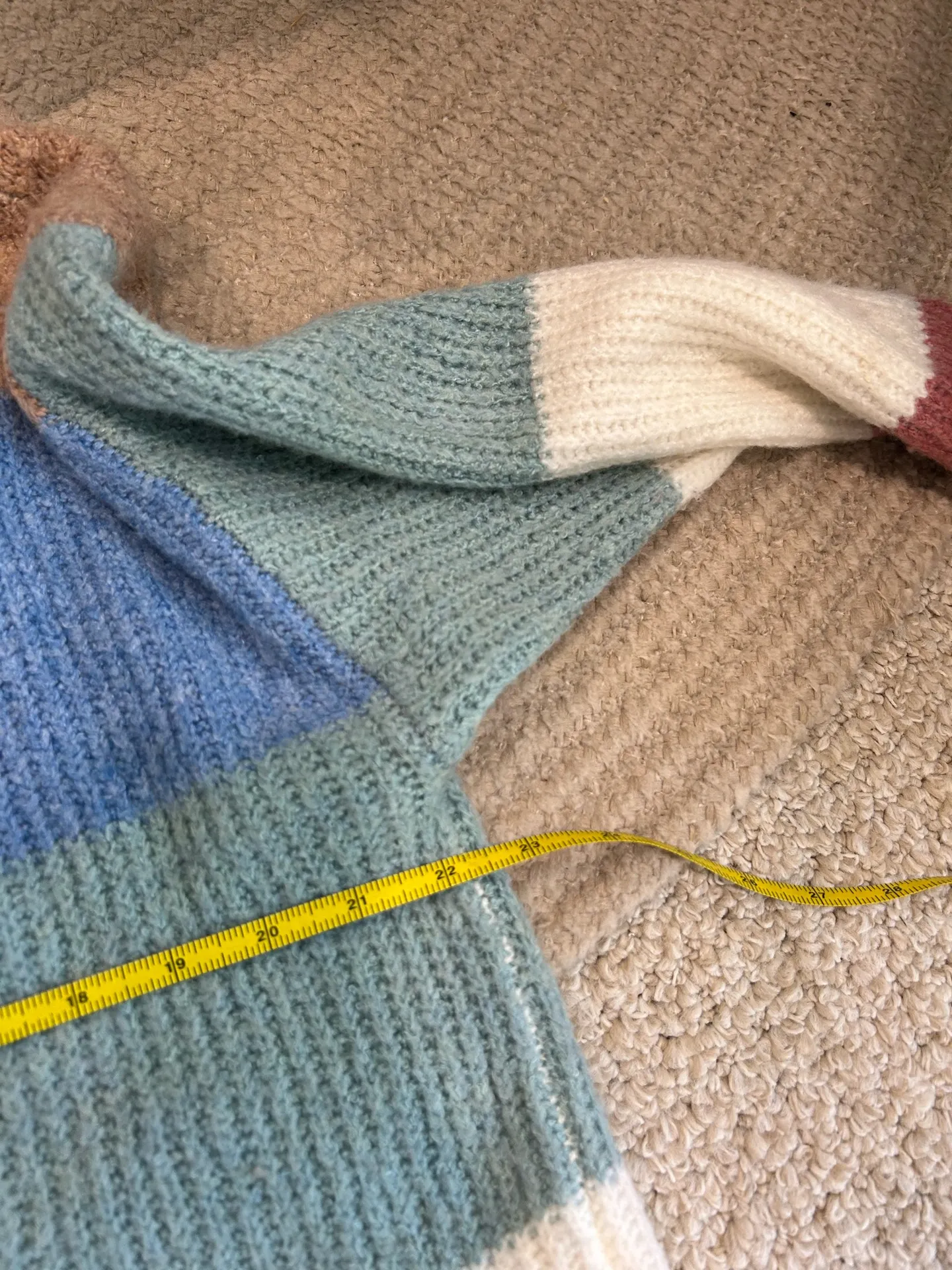 American Eagle Multicolor Sweater - Image 6