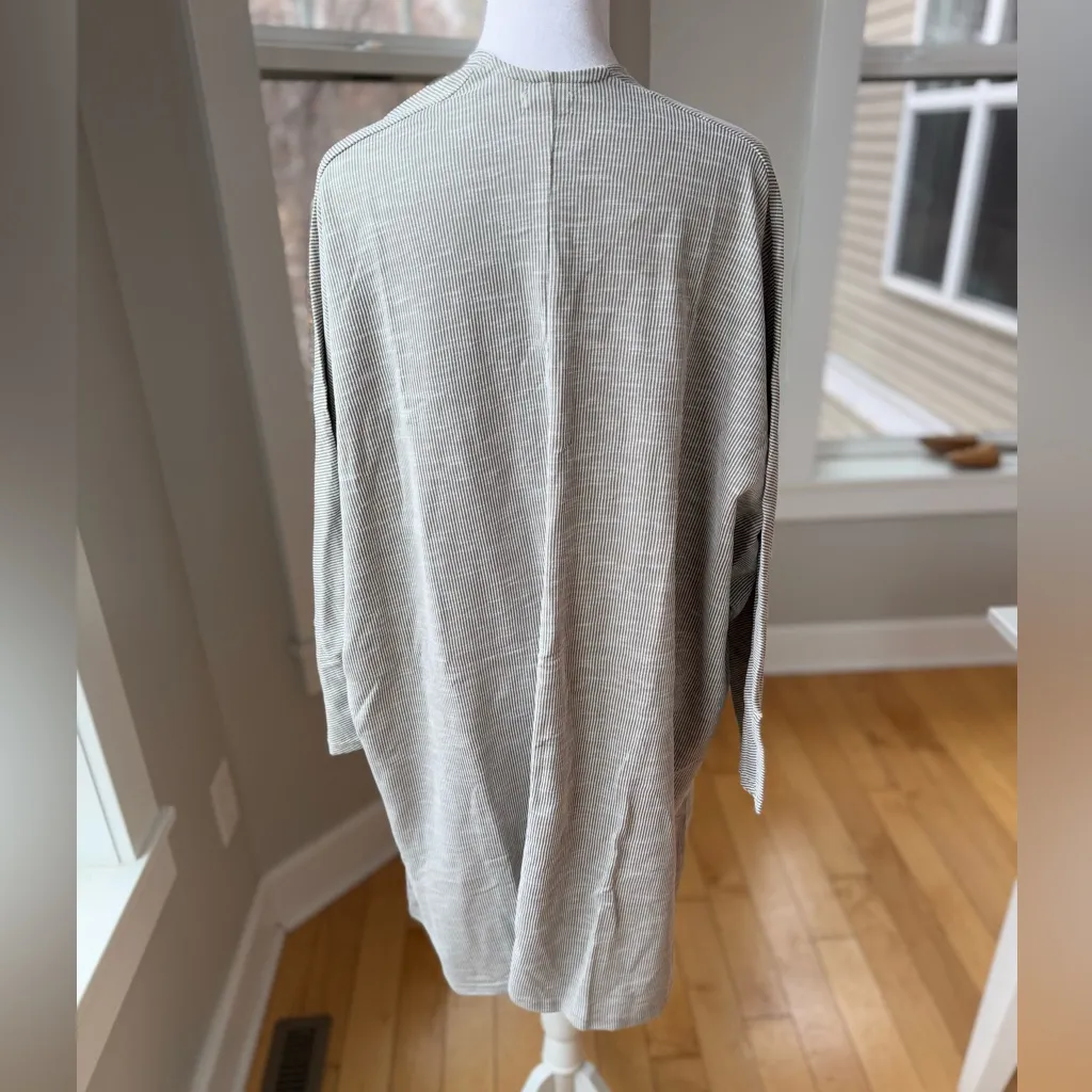 DONNI Sandwash Tan and White Stripe Cardigan Robe Size Large Tall NWT - Image 4