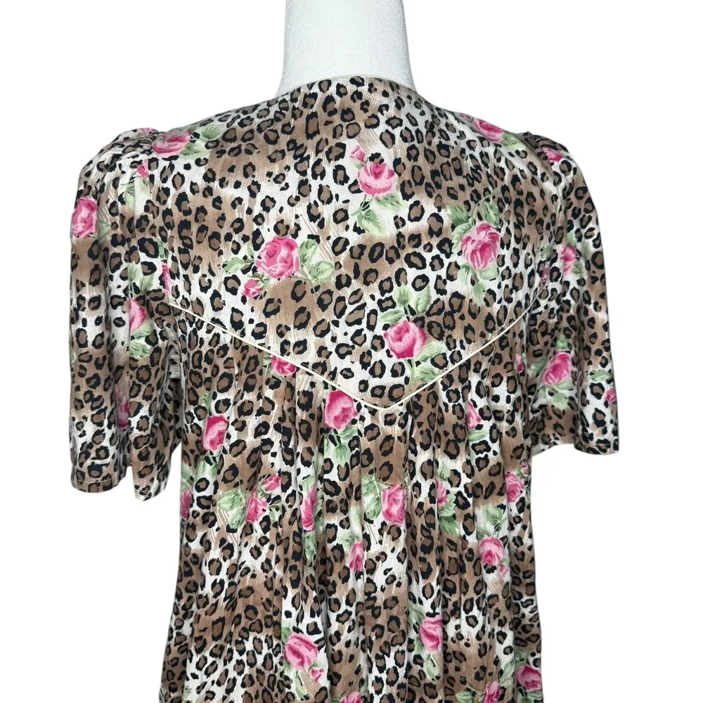 1980s Vintage Barbizon S Animal Print Floral Nightgown Muumuu House Dress Cotton - Image 6