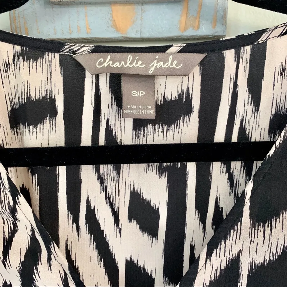 Charlie Jade 3/4 Sleeve Romper - Image 3