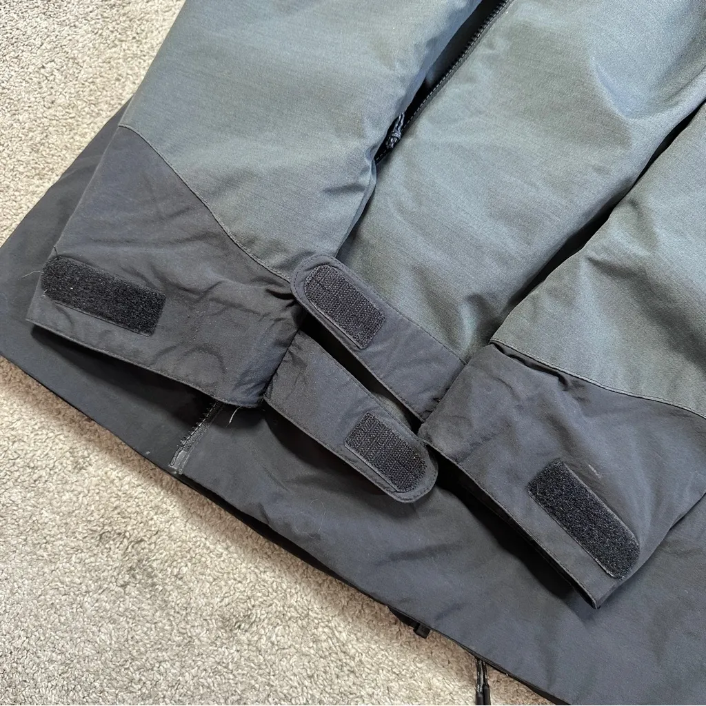 Burton Women’s Lelah Living Lining Ski Snow Jacket Isulated in Dark Green M - Image 13