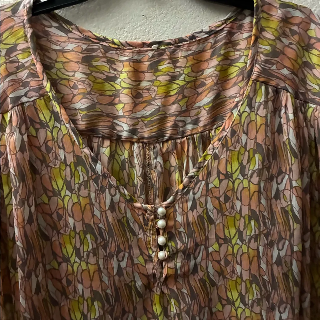 Women’s Plus Size All Over Print Oversize Tunic Top Tan - Image 6