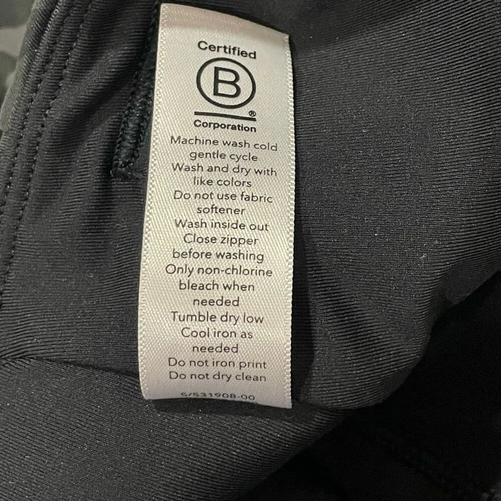 Athleta Match Point Printed Skort in Supersonic - Black Camo - Small - Image 16