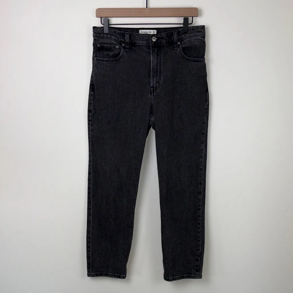 Abercrombie Mom Jeans High Rise Women’s Size 29 or 8 Washed Black Denim Relaxed - Image 2