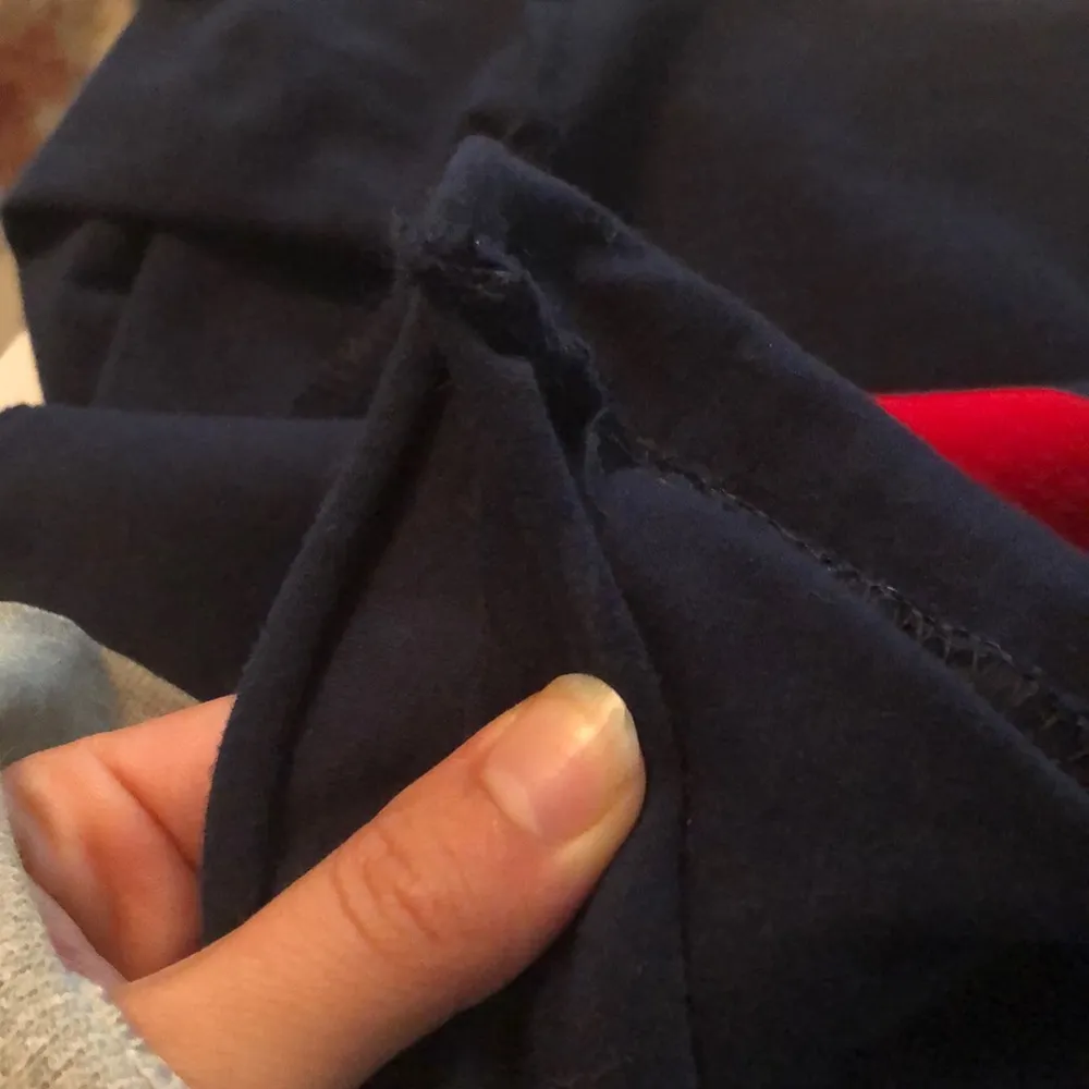 Super cute Short Sleeve Navy Blue / Red Crop Top - Image 7