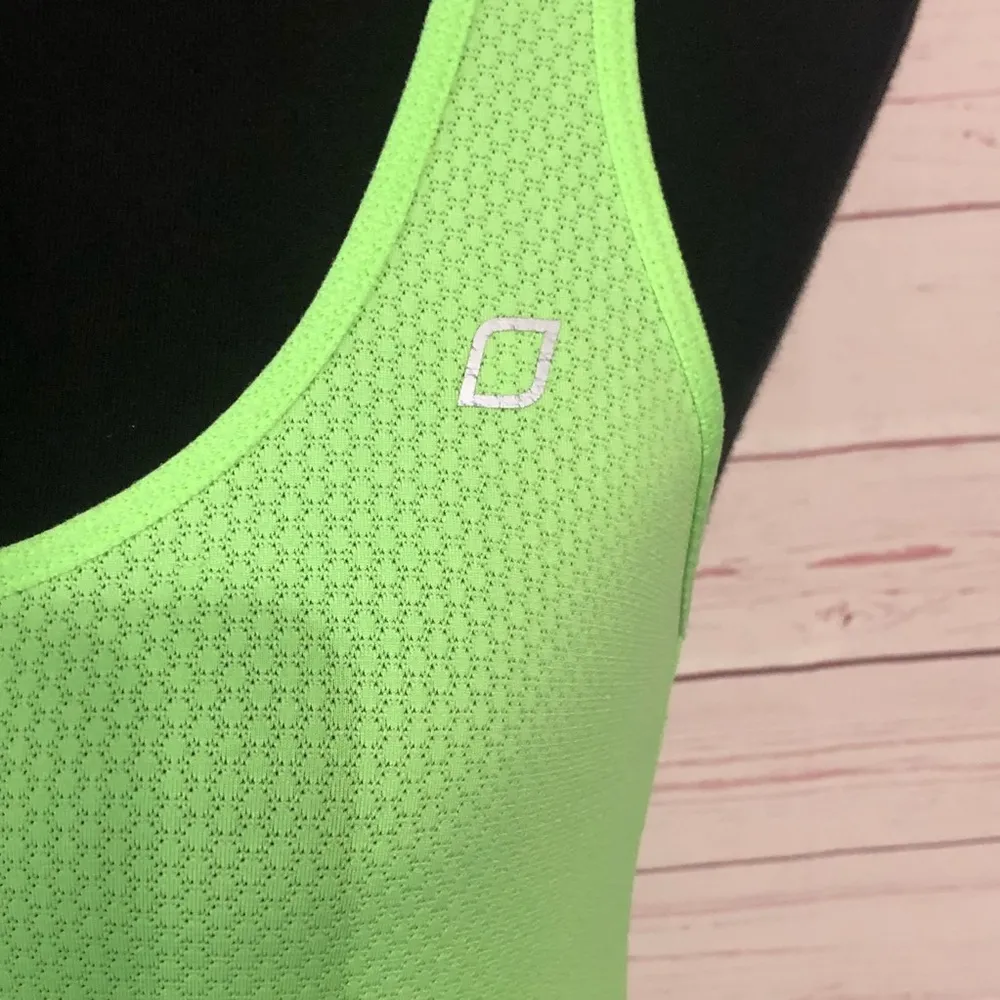 Lorna Jane Neon Green Racerback Workout Tank - Image 6