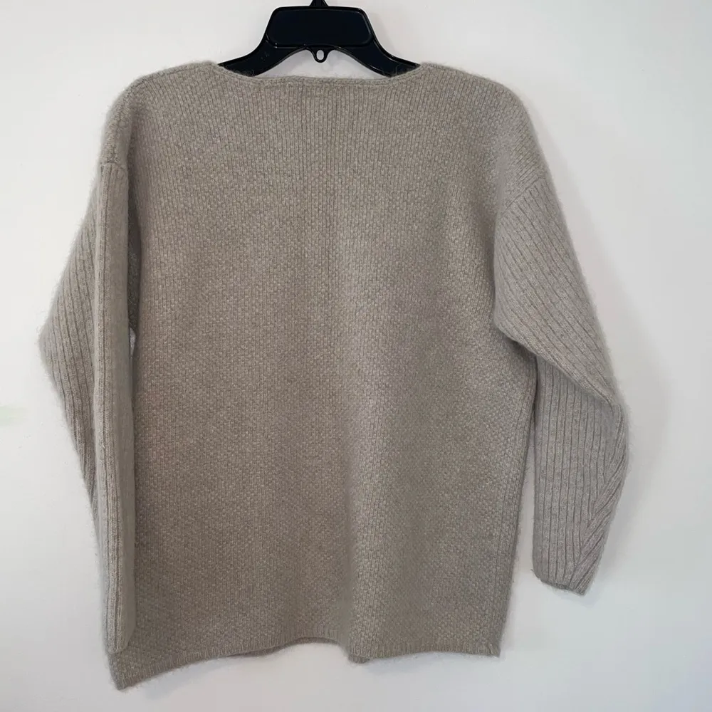 The Limited Vintage Lambswool and Angora Boxy Fit Sweater Size Large - Image 5