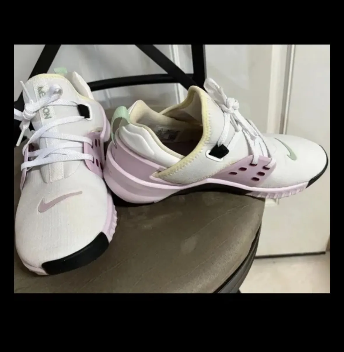 8.5  Free Metcon 2 Sneakers - Image 5