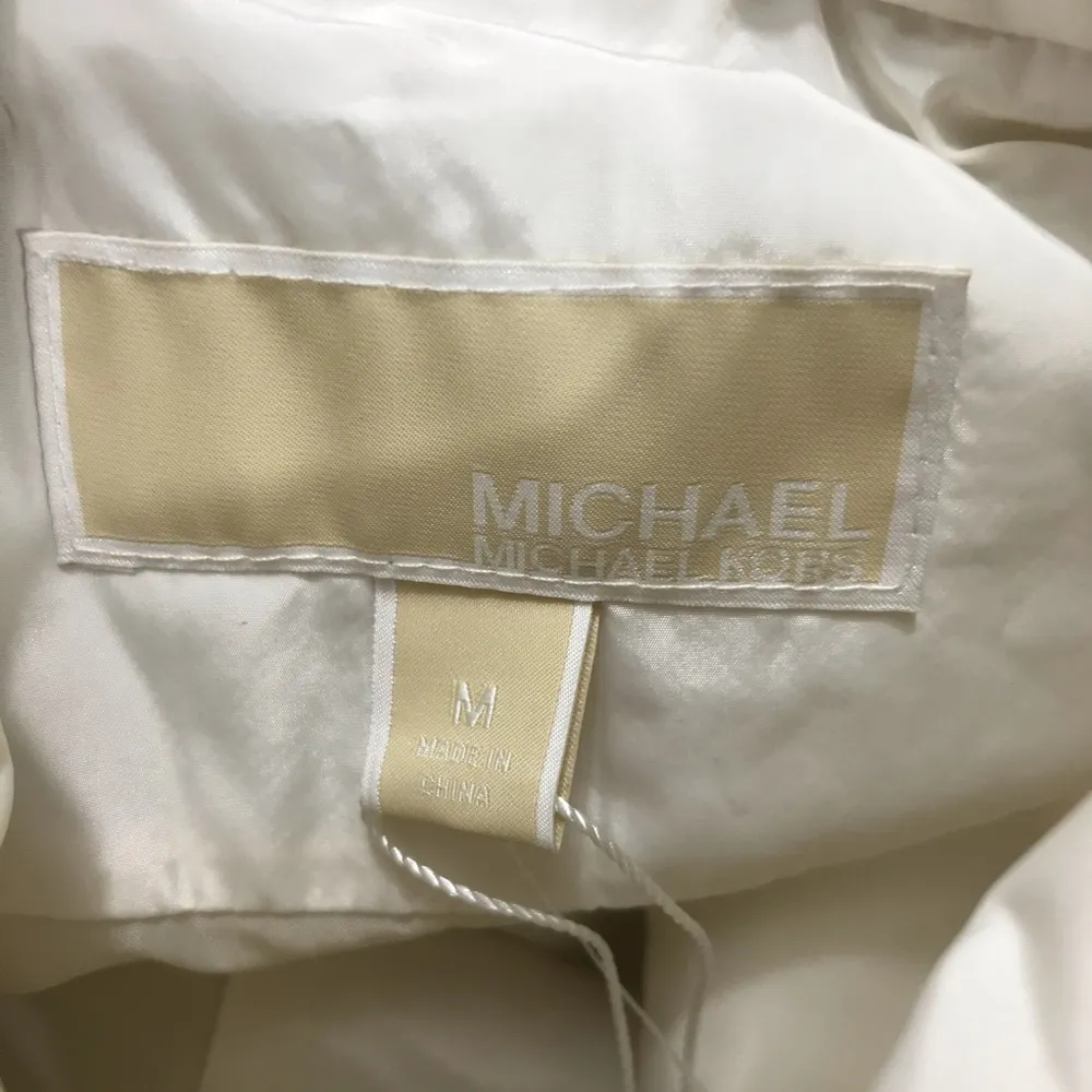 Michael Kors Snap Button Puffer Vest Bone, Medium - Image 4