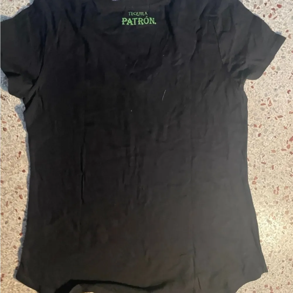 Nwt tequila patron Large - Image 8