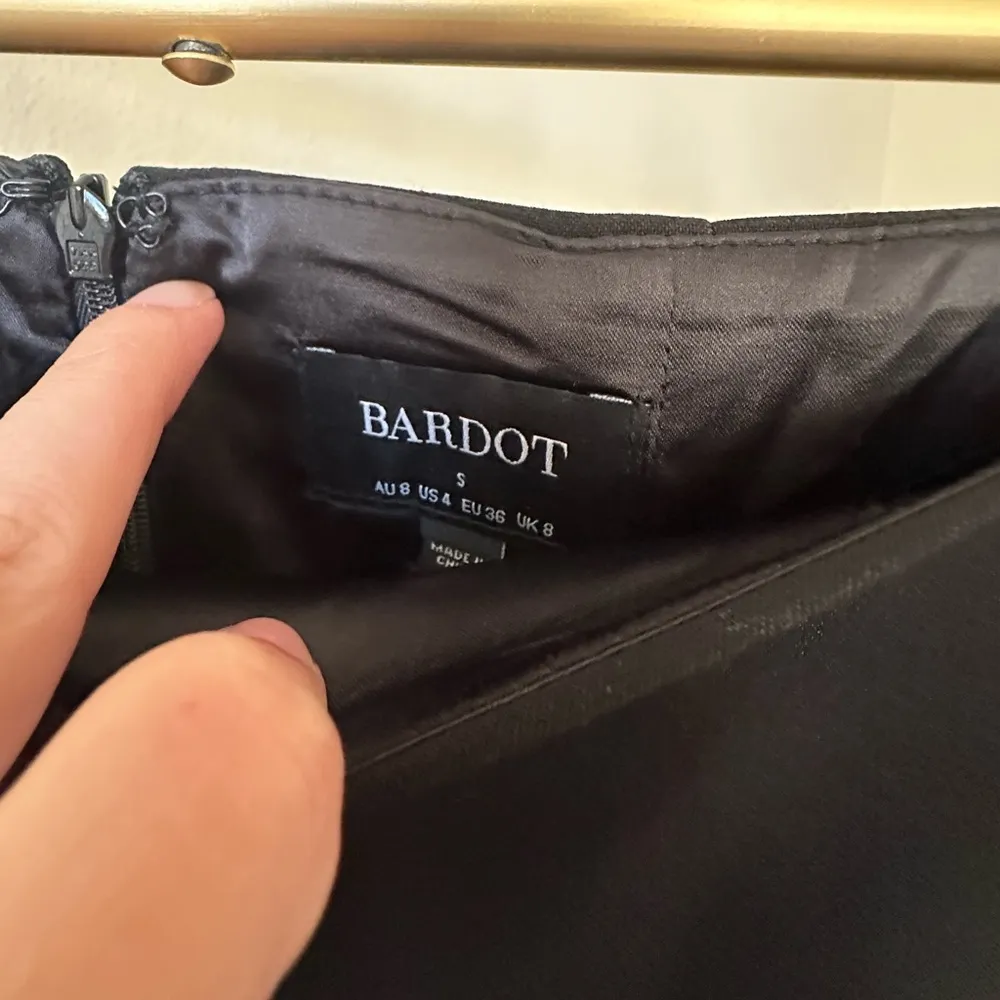 Bardot Black Sleeveless Sheath Mini Dress - Image 2