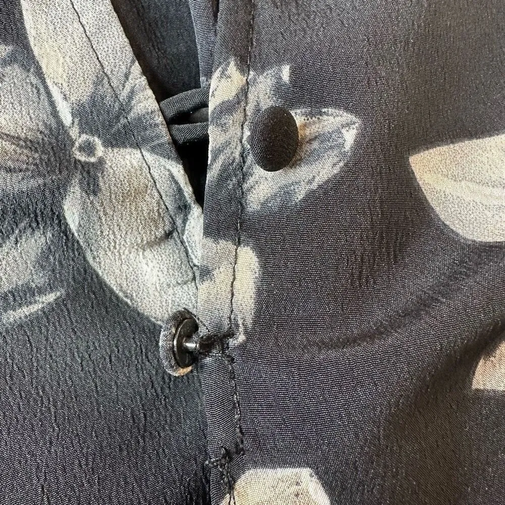 Ecru Lab Floral Cutout Shirts Romper Size Medium - Image 7