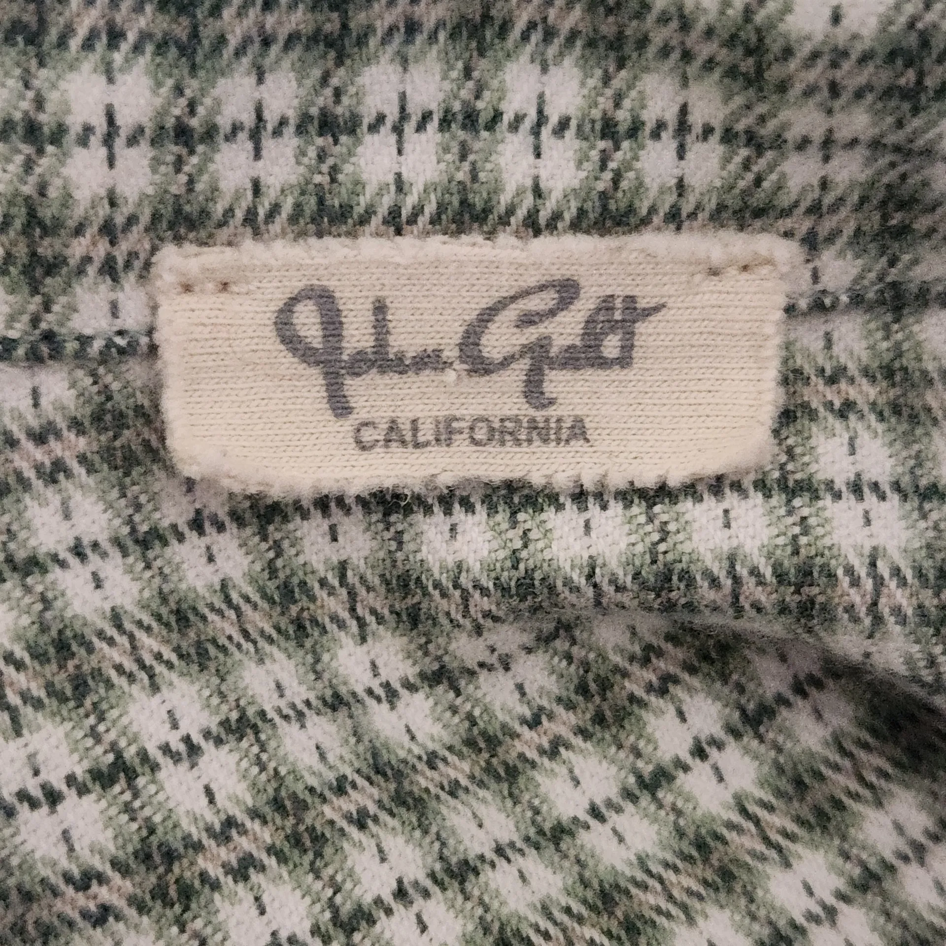 John Galt Green Plaid Cropped Button-Up Shirt One Size Green Plaid Crop Top - Image 6