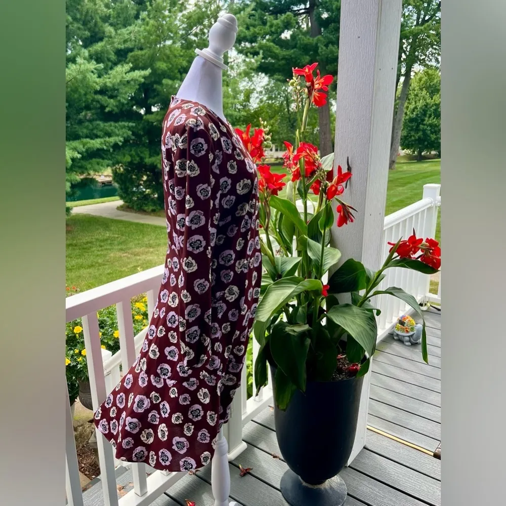 Loft  Maroon Floral Long Sleeve Dress with Deep V Back – Size 4 - Image 4