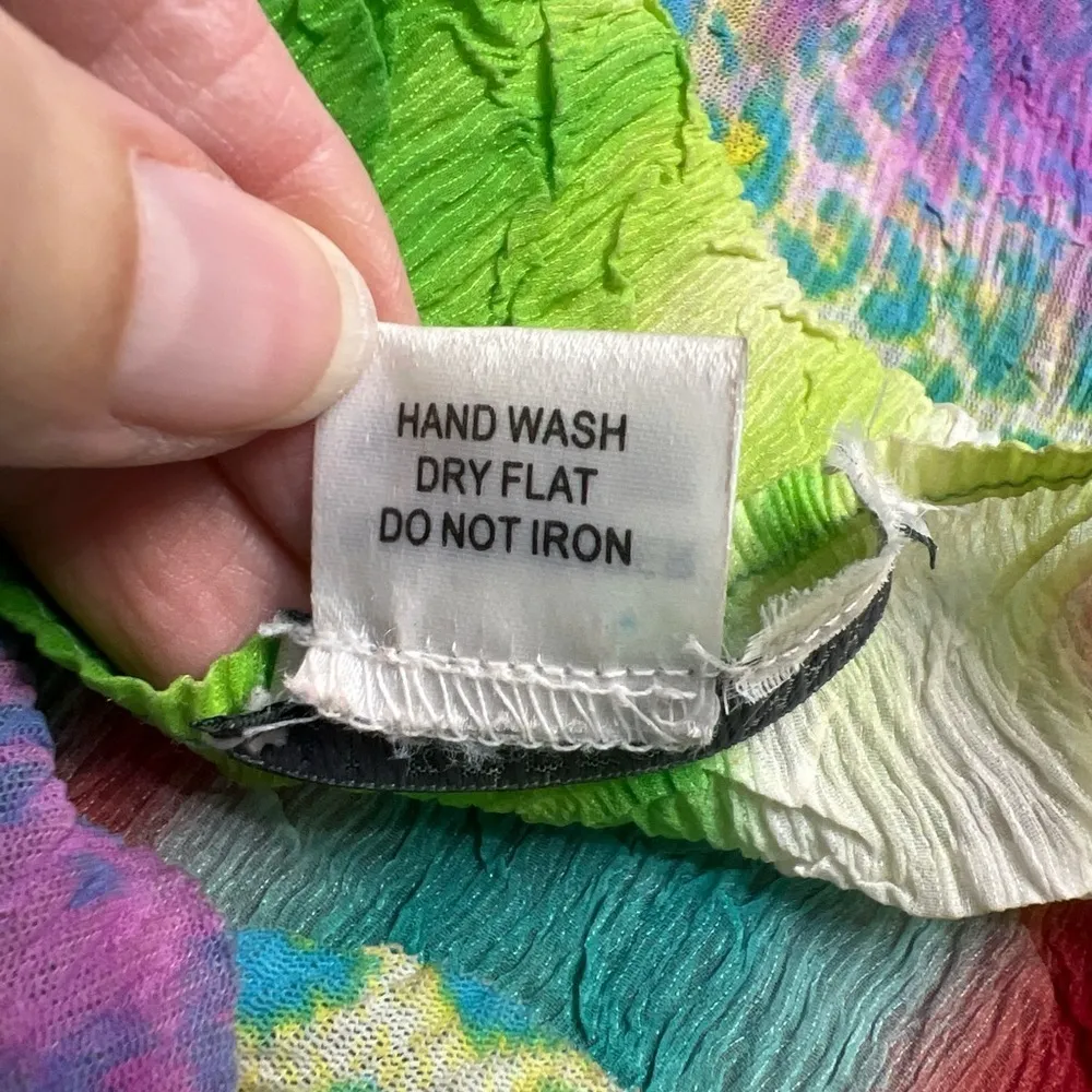 Alberto Makali Multi Color Art to Wear Stretch‎ V Neck Blouse Top - Image 8