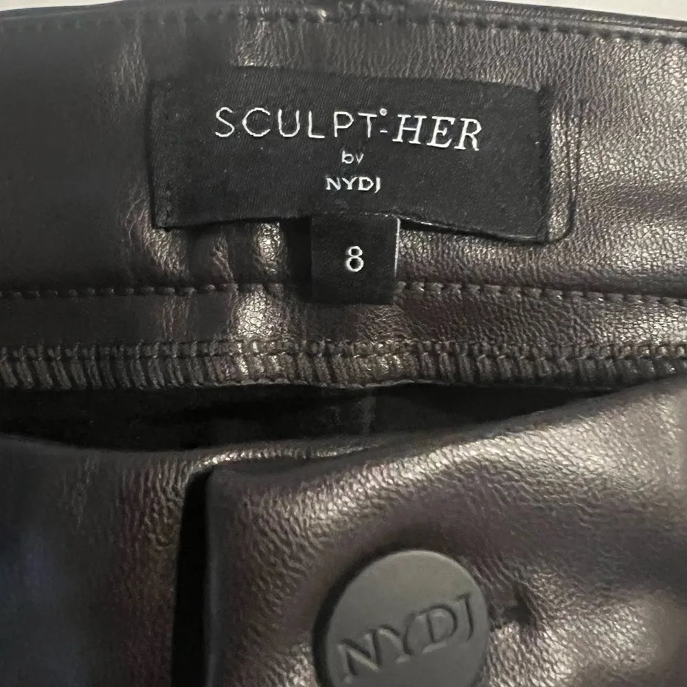 New NYDJ Lift Tuck Marilyn Straight Jeans 8 Brown Cordovan Faux Leather $119 - Image 6