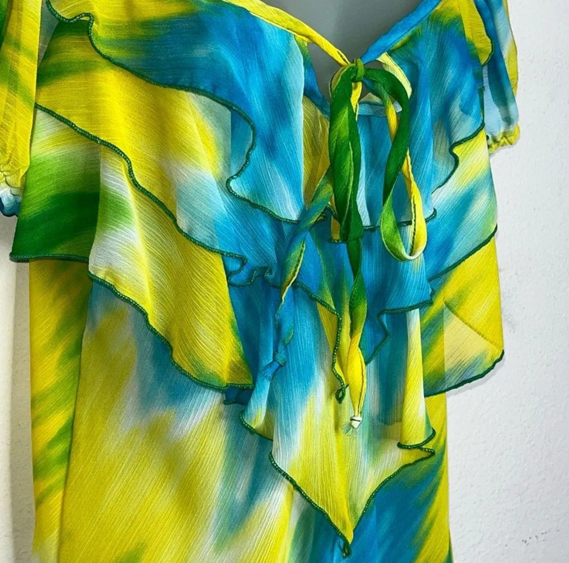 Off the Shoulder Waterfall Ruffle Drape Tie Dye Top Smocked 2X Yellow Green Blue - Image 7