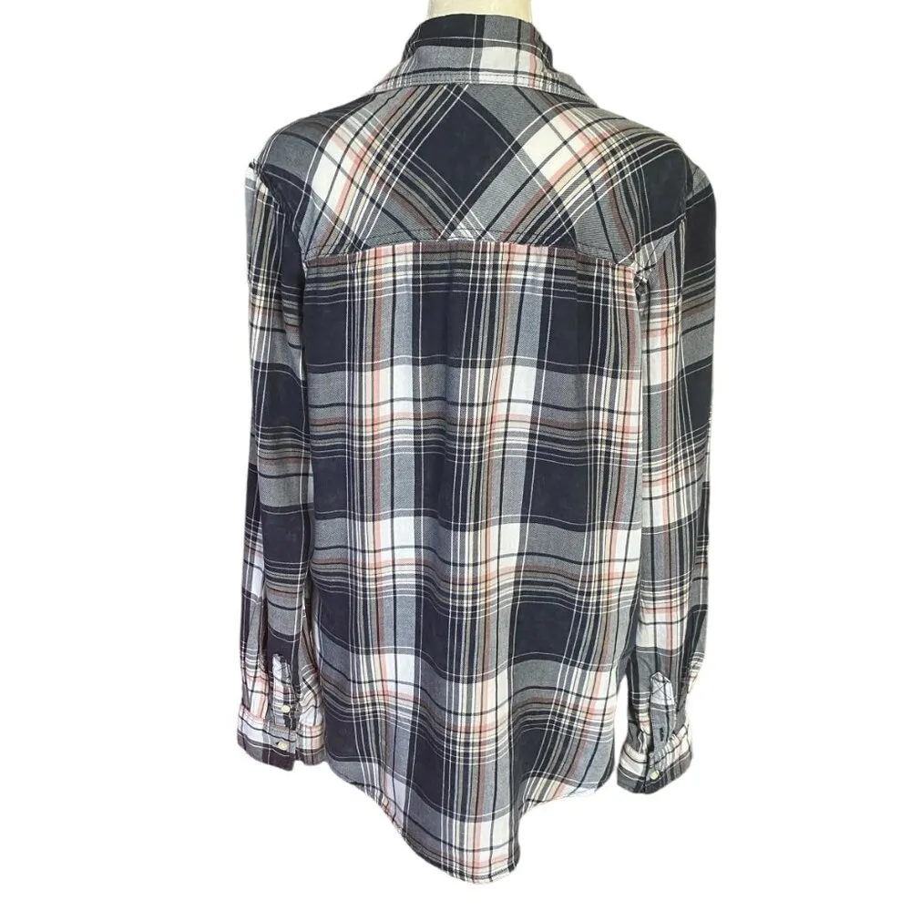 women's M black pink and white long sleeve collared plaid shirt - Image 3