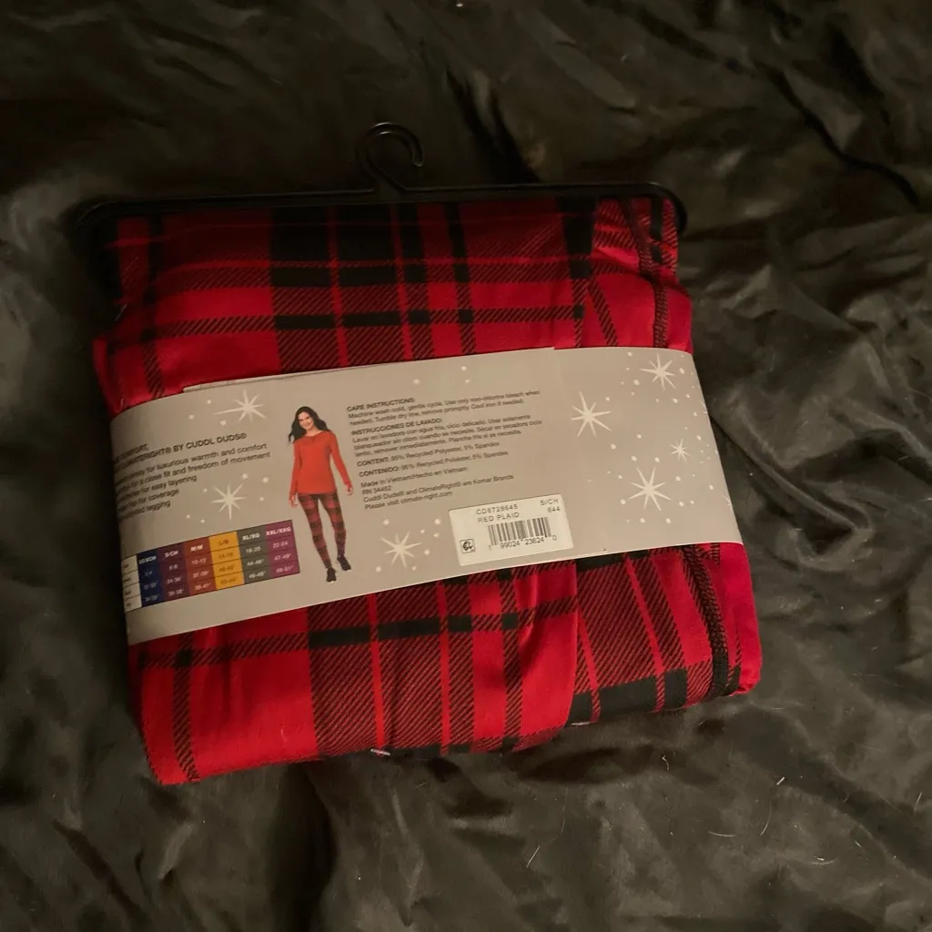 Cuddl Duds Red and Black Plaid Base Layer Set - Image 6