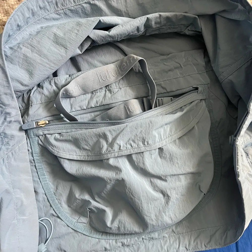 Lululemon Evergreen Anorak - Image 10