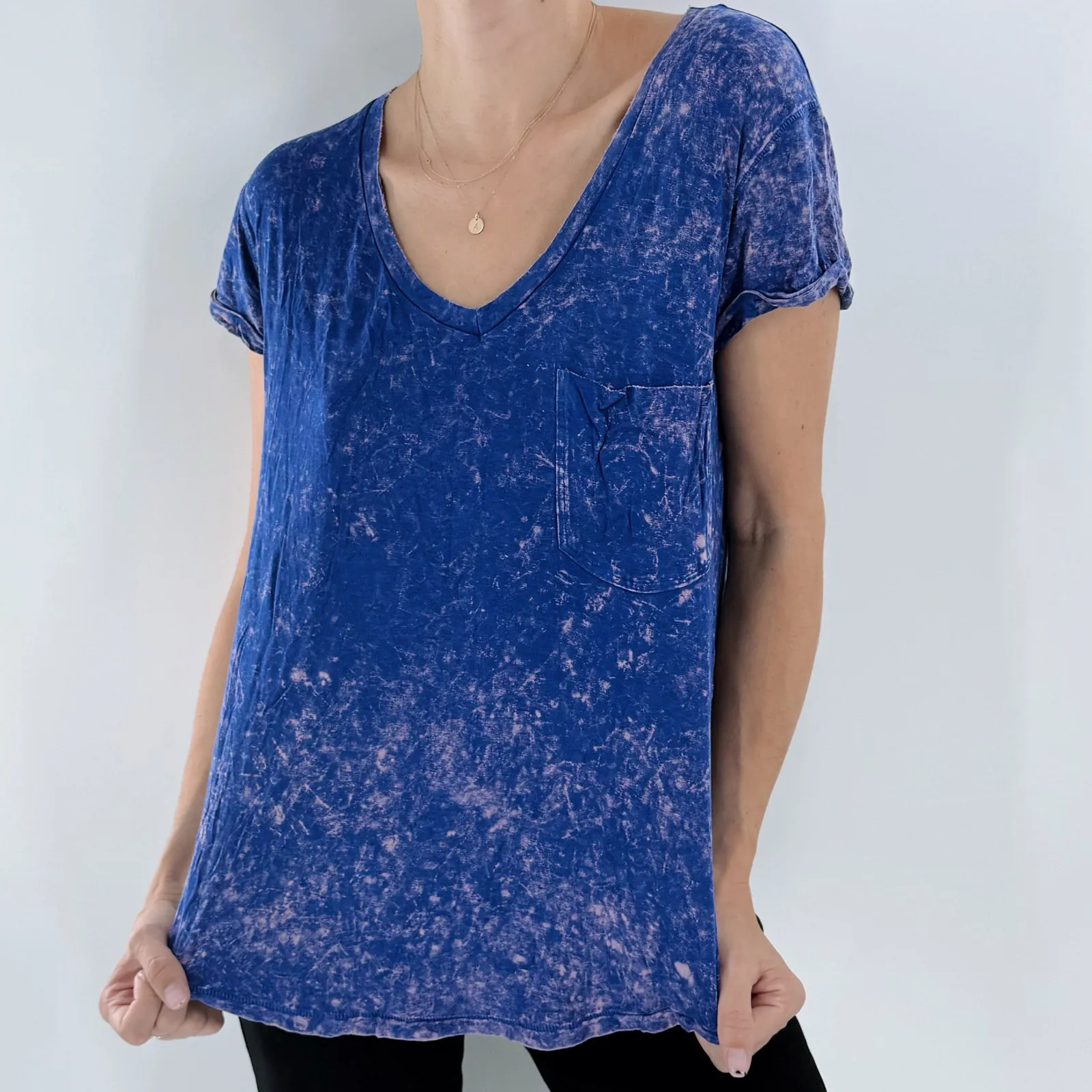 American Eagle Soft & Sexy Acid Wash V-neckline Short Sleeve T-Shirt Size Small - Image 3