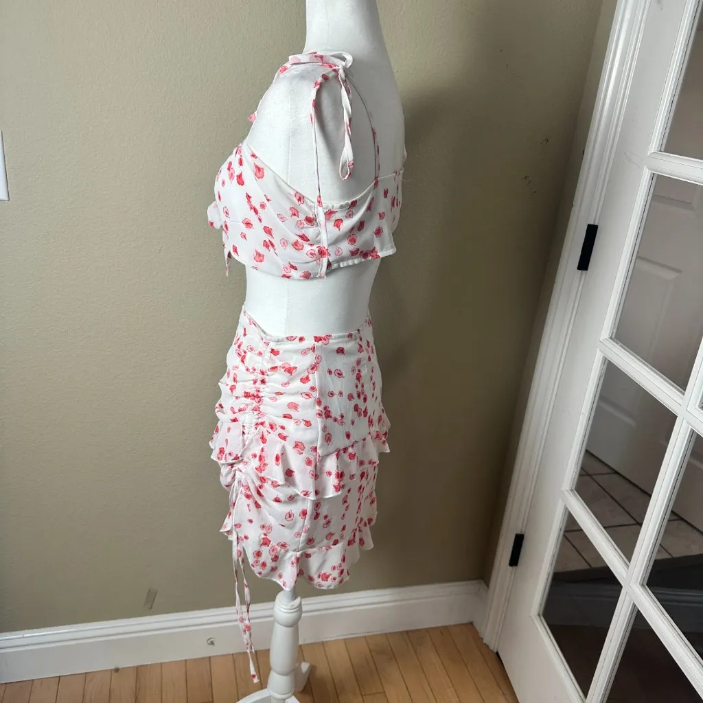 PRINCESS POLLY Two Piece Set Crop Top Tank & Ruched Mini Skirt Size 4 FLoral - Image 5
