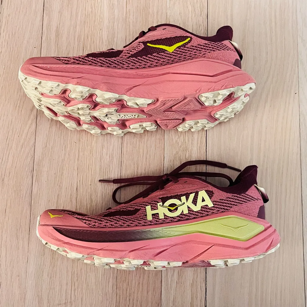 Hoka Challenger 8 in Blush Dark Cedar Size 9B $155 - Image 9