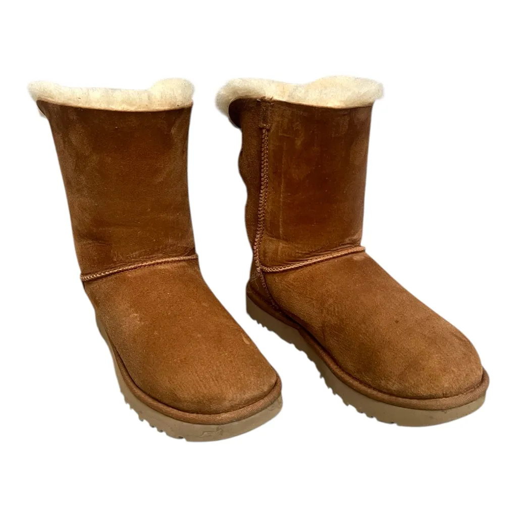 UGG Bailey Bow Stripe Suede Chestnut boots. Size 7. - Image 3
